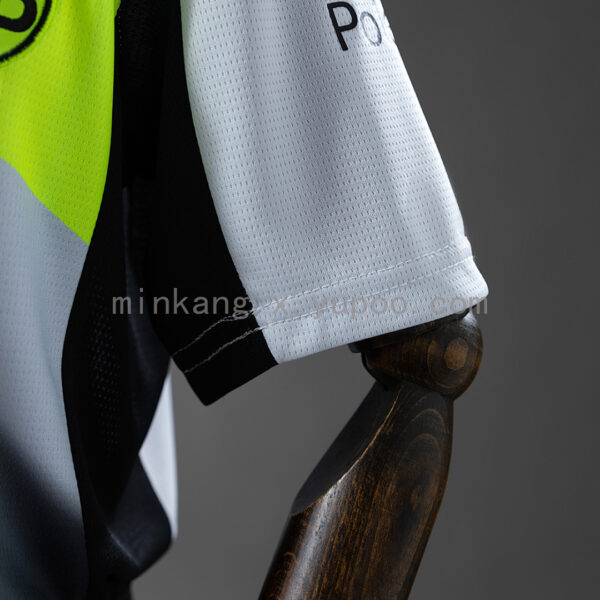Camiseta Borussia Dortmund 2023/24 Visita - detalle del material