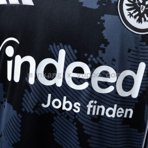 Camiseta Eintracht Frankfurt 2022/23 Tercera - detalle de la textura de la tela