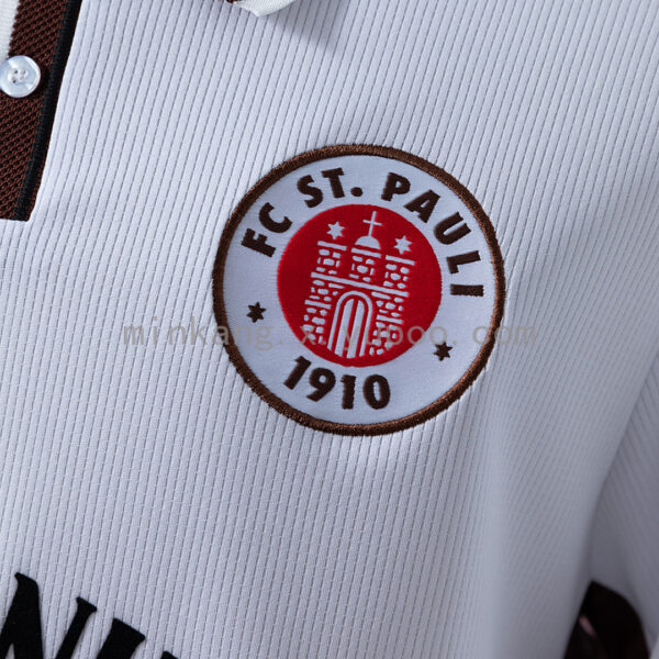 Camiseta FC St. Pauli 1991 Retro Visitante Manga Larga - detalle de la marca