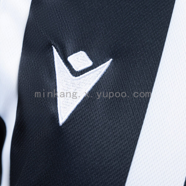 Camiseta FC Cartagena 2023/24 Local — detalle hombro