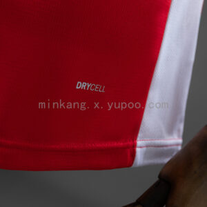 Camiseta Universidad Católica 2024 Visita - detalle cuello polo