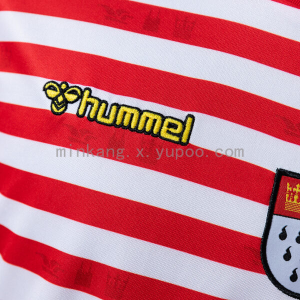 Camiseta 1. FC Köln 2024/25 Local - detalle del tejido