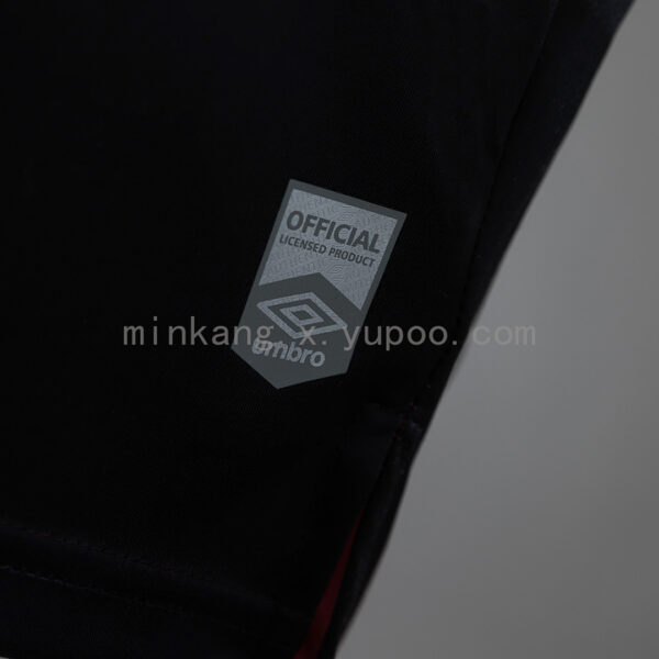 Camiseta Club Athletico Paranaense 2023/24 Tercera — detalle manga