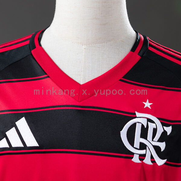 Camiseta Flamengo 2023/24 Local — detalle