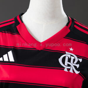 Camiseta Flamengo 2024/25 Local Mujer — detalle cuello