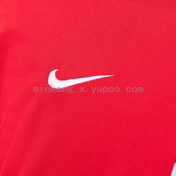 Camiseta Flamengo 1999/2000 Retro Local — detalle etiqueta inferior