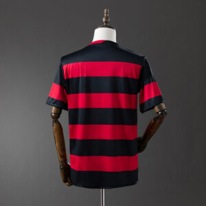 Camiseta Flamengo 2001 Retro Local — vista lateral