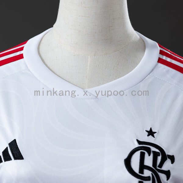 Camiseta Flamengo 2023/24 Visita Mujer — detalle