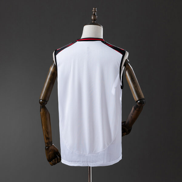 Camiseta Flamengo 2024/25 Entrenamiento — detalle textura del tejido