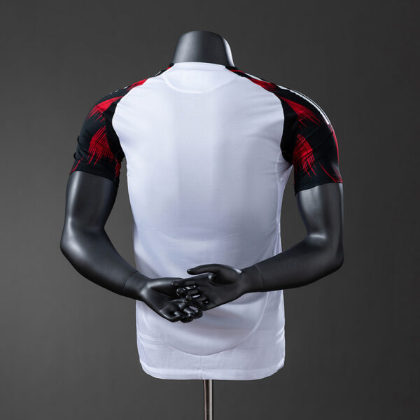 Camiseta Flamengo 2024/25 Visita Versión Jugador — vista lateral