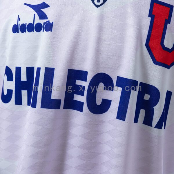 Camiseta Universidad de Chile 1996 Retro Local - detalle cuello