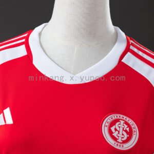 Camiseta Internacional 2024/25 Local — detalle