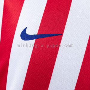 Camiseta Atletico Madrid 2024/25 Local — detalle logo marca deportiva
