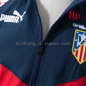 Camiseta Atletico Madrid 2024/25 Cortaviento Entrenamiento — detalle del puño