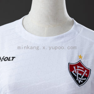 Camiseta Esporte Clube Vitória 2024 Visita Mujer — detalle lateral