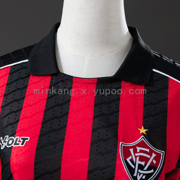 Camiseta Vitoria 2023/24 Local Mujer — detalle textura tela