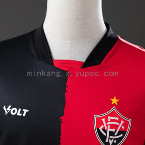 Camiseta Vitoria 2023/24 Local — detalle manga