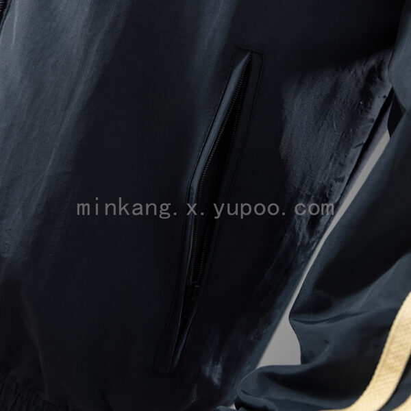 Camiseta Arsenal 2023/24 Reversible - detalle dobladillo