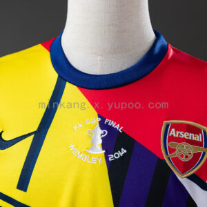 Camiseta Arsenal 2014 Aniversario - detalle de la manga y patrón