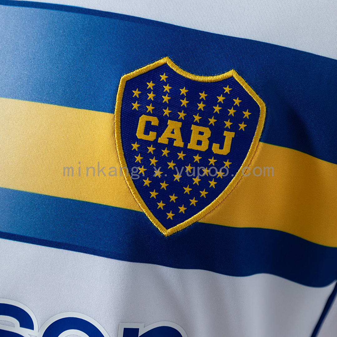 Camiseta Boca Juniors 2023/24 Tercera - detalle escudo y logo Adidas