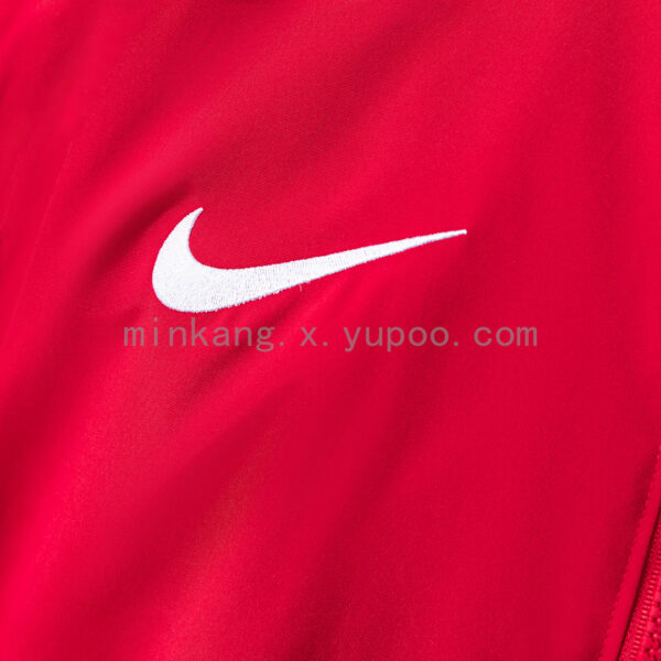 Camiseta Manchester United 2014/15 Cortaviento Entrenamiento - detalle dobladillo