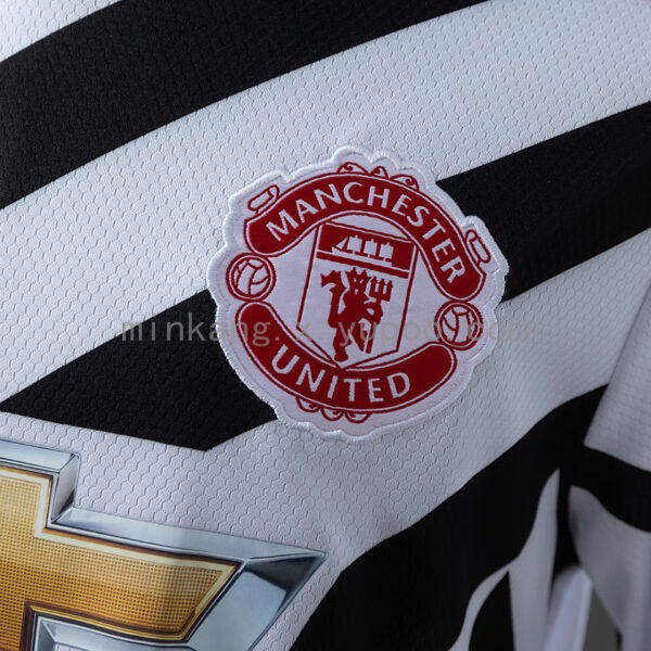Camiseta Manchester United 2021 Tercera - vista lateral