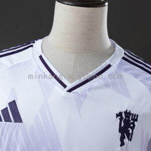 Camiseta Manchester United 2024/25 Visita Manga Larga - detalle cuello y franja