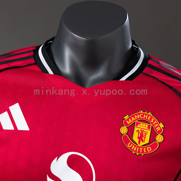 Camiseta Manchester United 2023/24 Local Versión Jugador Manga Larga - detalle