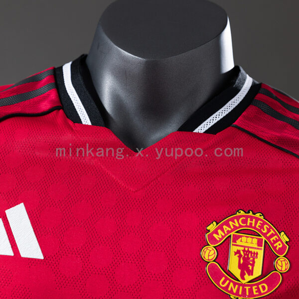 Camiseta Manchester United 2024/25 Local Versión Jugador - detalle tejido