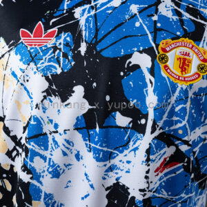 Camiseta Manchester United 2023/24 Edición Especial Retro - detalle diseño abstracto