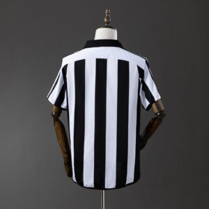 Camiseta Newcastle United 2002/03 Retro Local - detalle