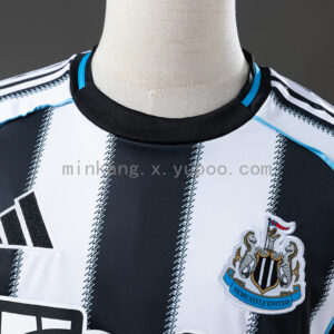 Camiseta Newcastle United 2023/24 Local Manga Larga - detalle cuello