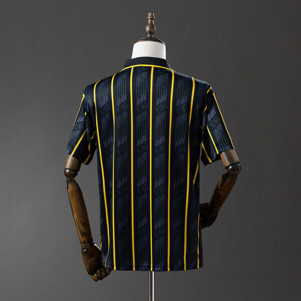 Camiseta Sheffield Wednesday 1993 Visita - detalle general del diseño y colores