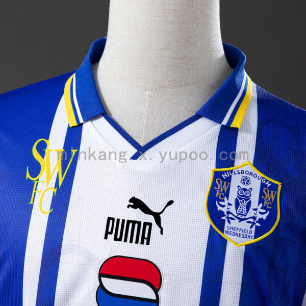 Camiseta Sheffield Wednesday 1997 Retro Local - textura de la tela