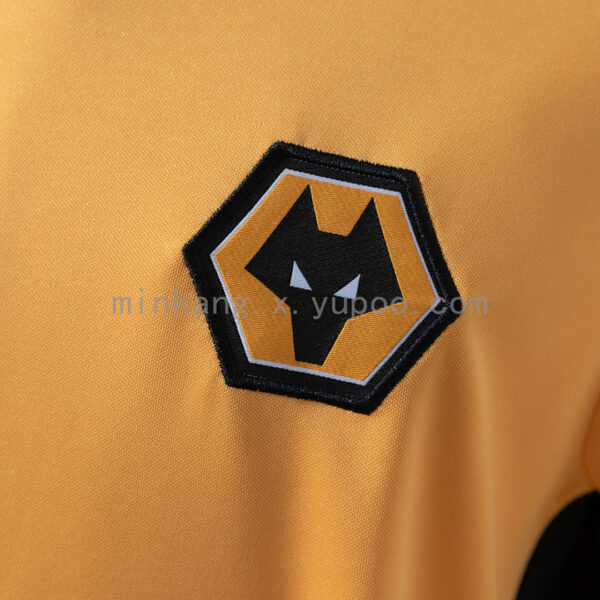 Camiseta Wolverhampton Wanderers 2003 Retro Local - detalle patrocinador Doritos