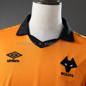 Camiseta Wolverhampton Wanderers 1990/91 Retro Portero - detalle escudo