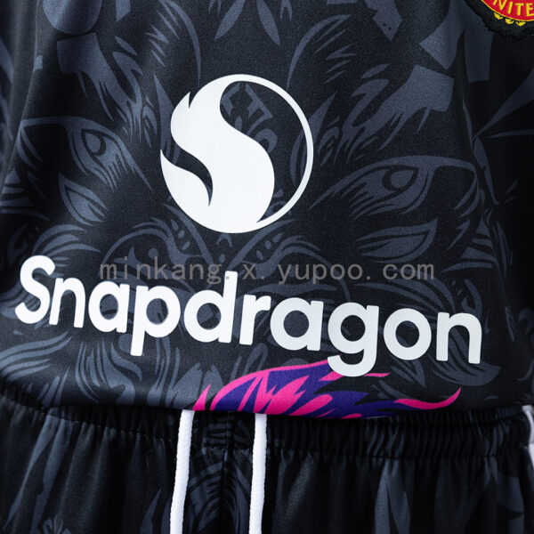 Camiseta Manchester United 2024/25 Edición Especial - detalle