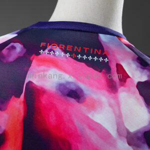 Camiseta Fiorentina 2024/25 Visita - detalle de los colores vibrantes