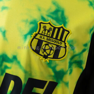 Camiseta Sassuolo 2023/24 Tercera - detalle puño y manga negra