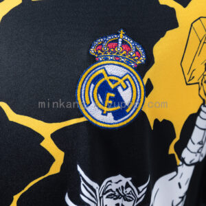 Camiseta Real Madrid 2022/23 Pre-Partido — vista frontal