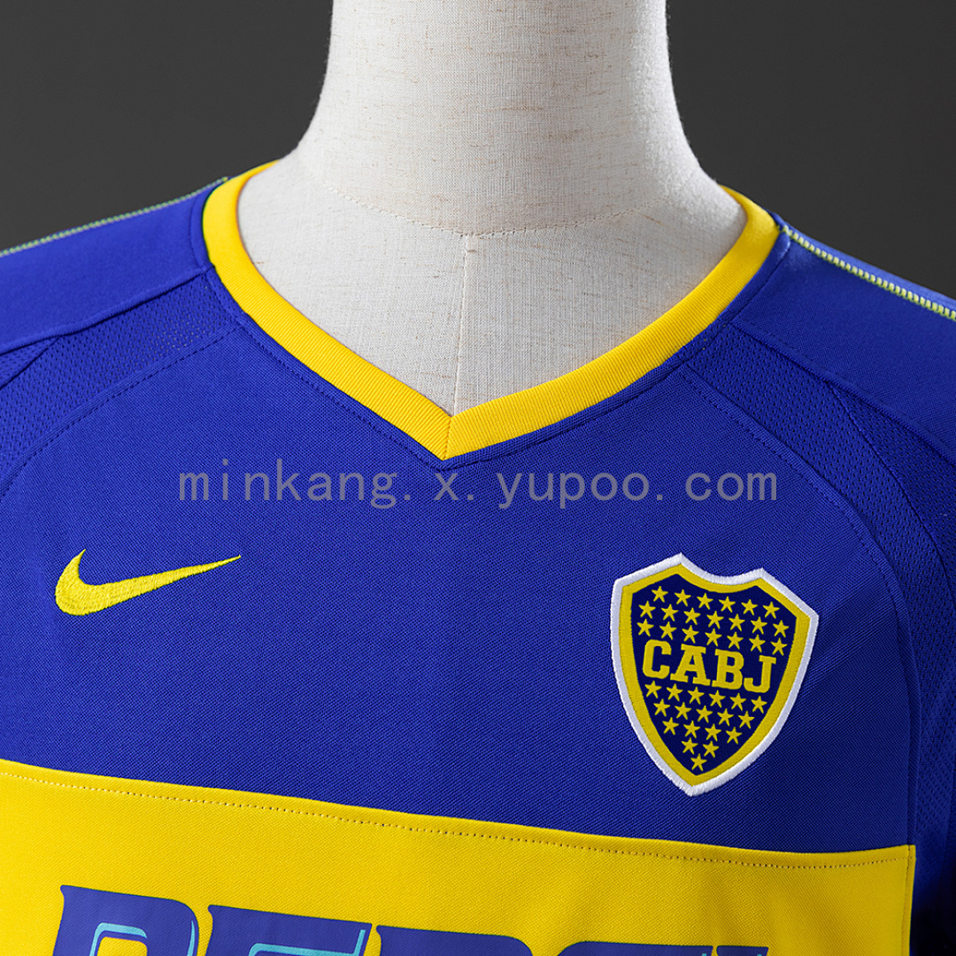 Camiseta Boca Juniors 2000/01 Retro Local Manga Larga - detalle escudo