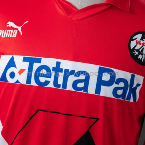 Camiseta Eintracht Frankfurt 2022/23 Local Manga Larga - vista frontal