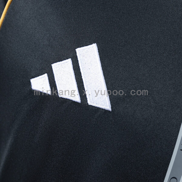 Camiseta 1. FC Nürnberg 2024/25 Local - vista general del diseño