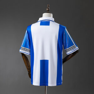 Camiseta Club Deportivo Leganés 2015/16 Retro Local — detalle escudo