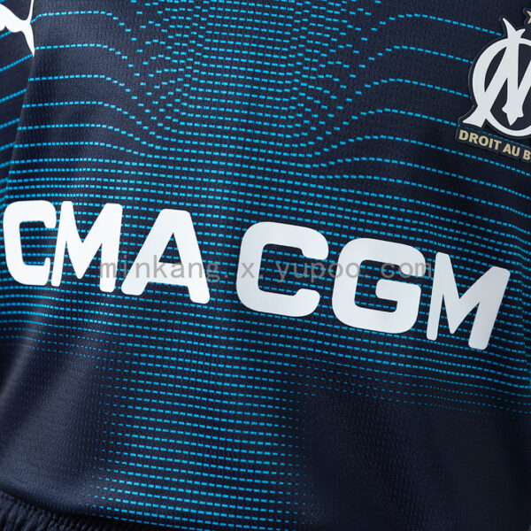 Camiseta Olympique de Marseille 2024/25 Visita - detalle del color azul marino