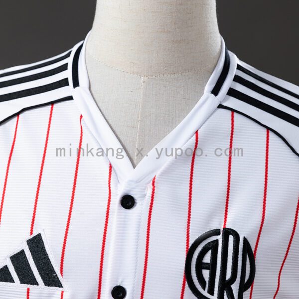 Camiseta River Plate 2024/25 US Pack - detalle