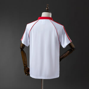 Camiseta FC Köln 1980/81 Retro Local - detalle de la textura de la tela