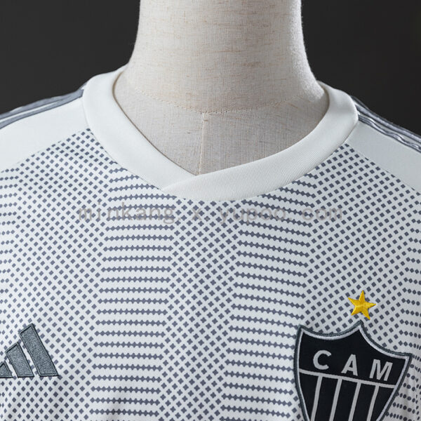 Camiseta Atlético Mineiro 2024/25 Visita — vista lateral