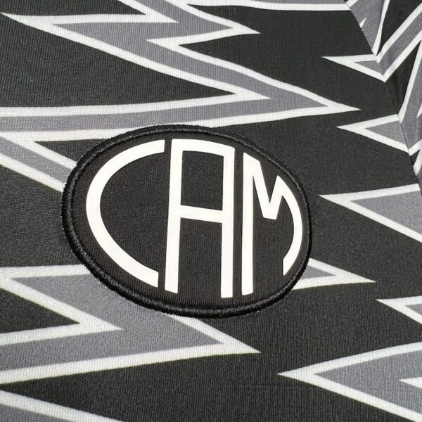 Camiseta Atlético Mineiro 2024/25 Tercera — detalle inferior del diseño