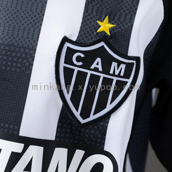 Camiseta Atlético Mineiro 2024/25 Local – detalle textura del tejido